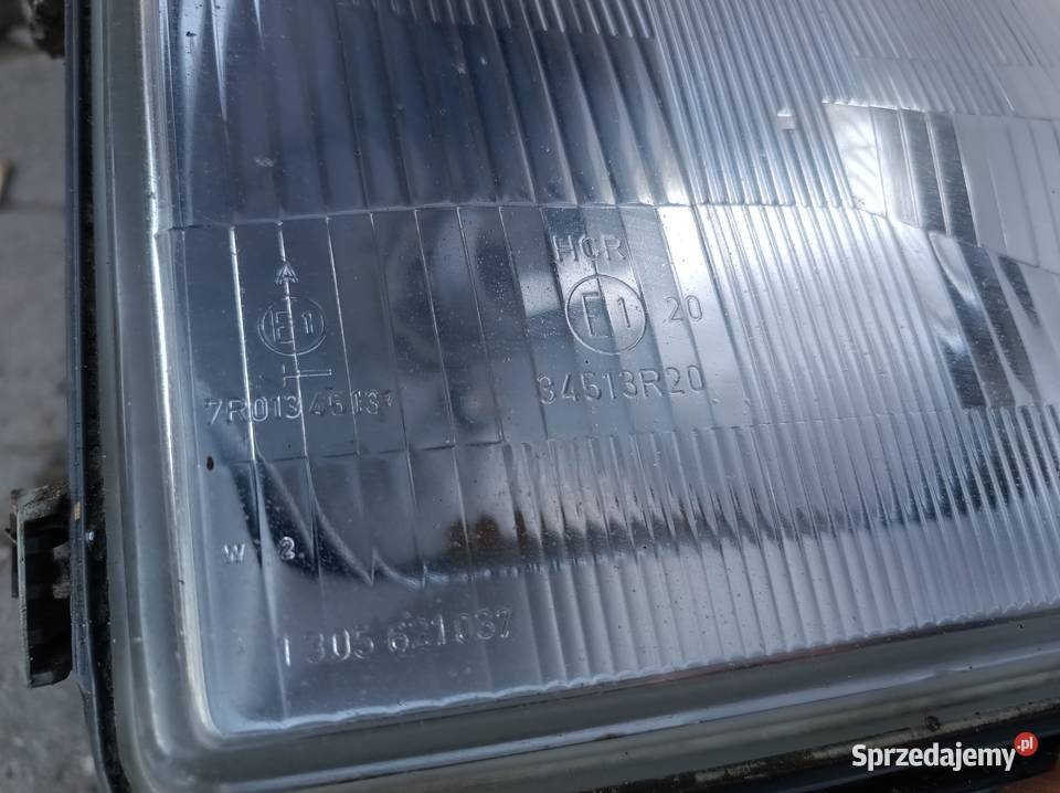 Lampa prawa Mercedes W124