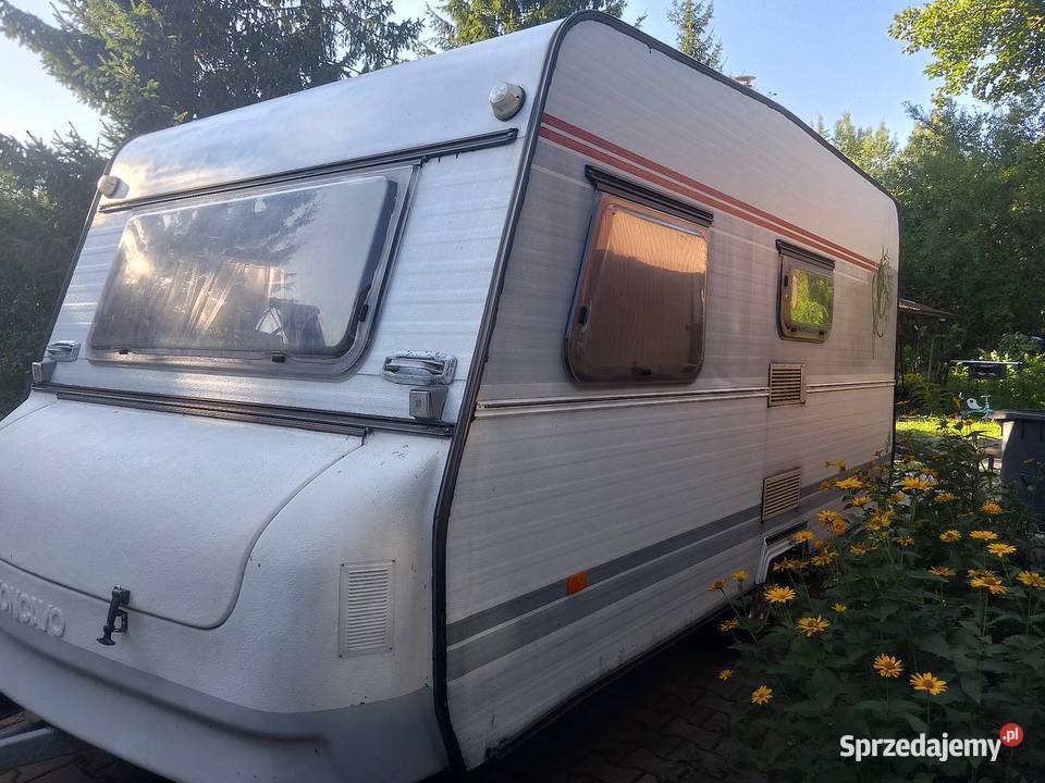 Przyczepa Campingowa 440 99r 5 osób posiada Rok produkcji 1999 Sosnowiec