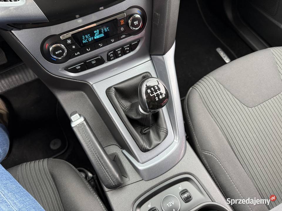 Ford Focus BENZYNA Klimatronik Nawigacja czarny Konin