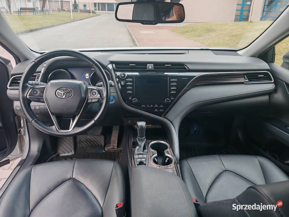 Salon Polska stan idealny CD Częstochowa sprzedam