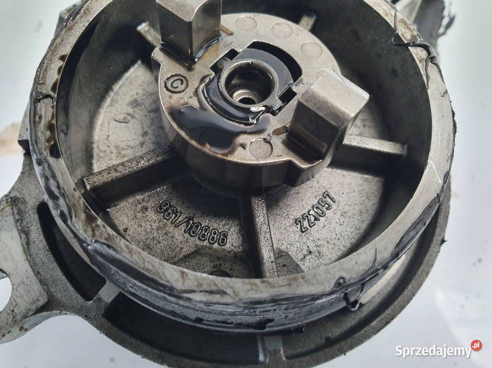 POMPA VACUM BMW E46 961108852