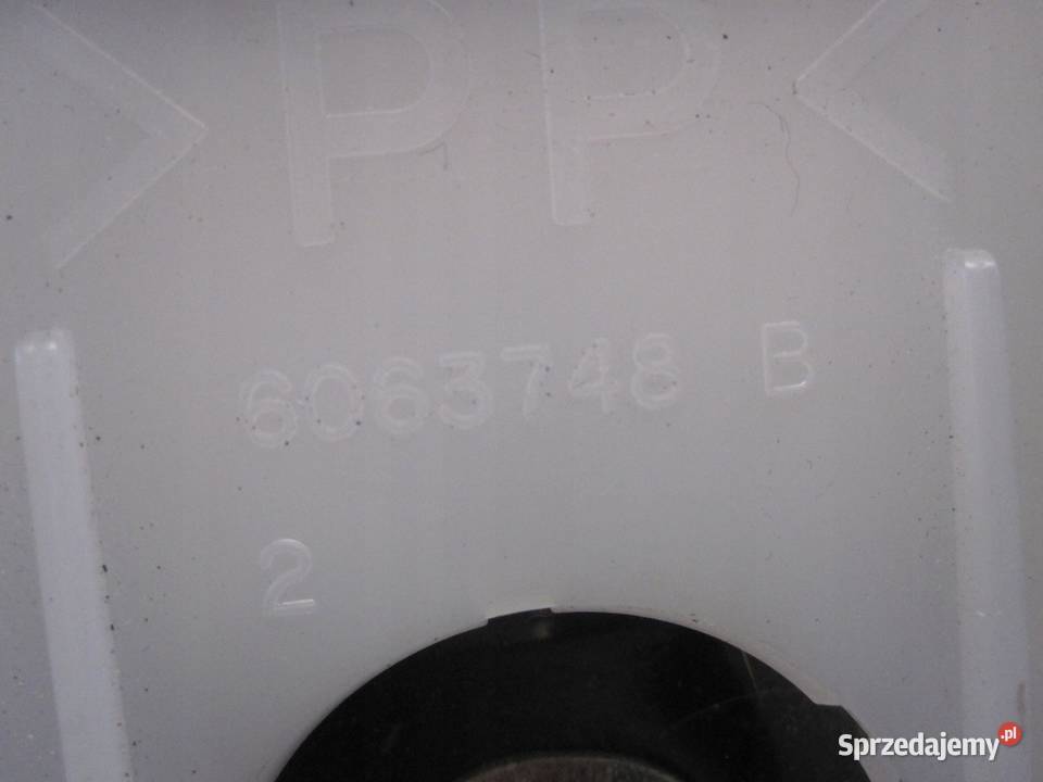 NISSAN JUKE 11r pas bezpieczeństwa prawy przód z