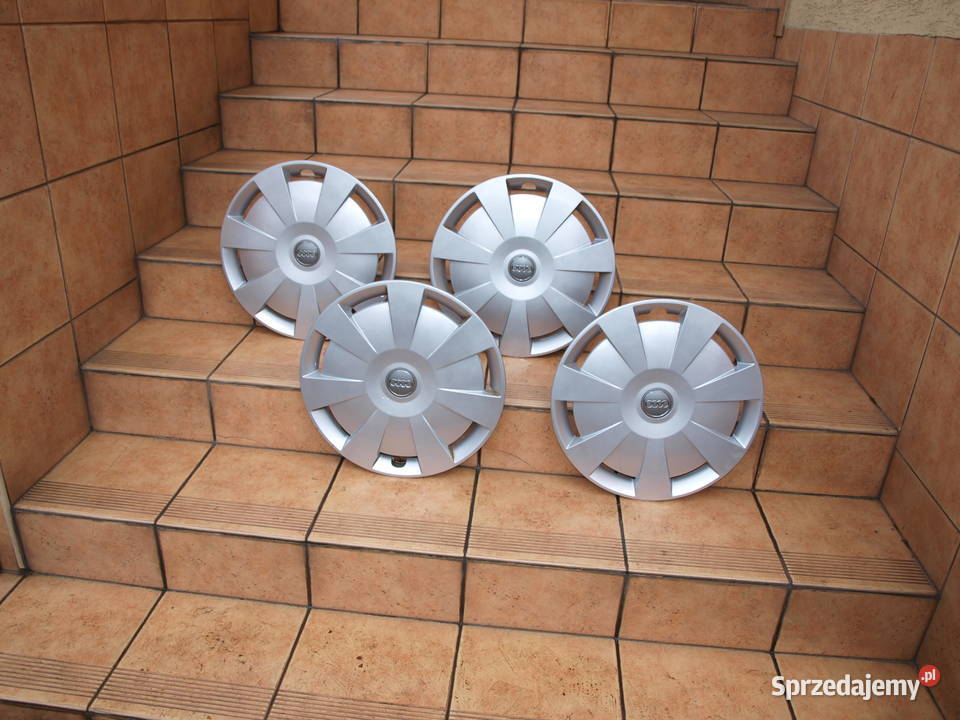 Audi kołpaki 16 oryginalne komplet 4 sztuki wielkopolskie sprzedam