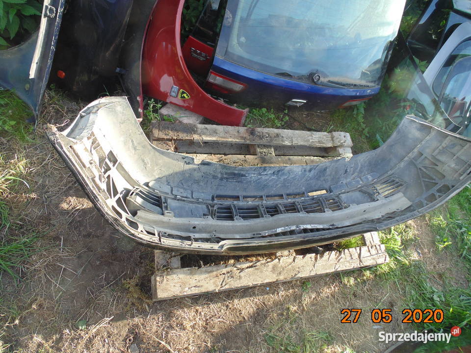 Zderzak przedni przód Audi A4 B5 9499