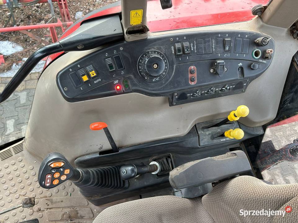 Case CS95 Pro Holland TL90A Claas T6145 Massey