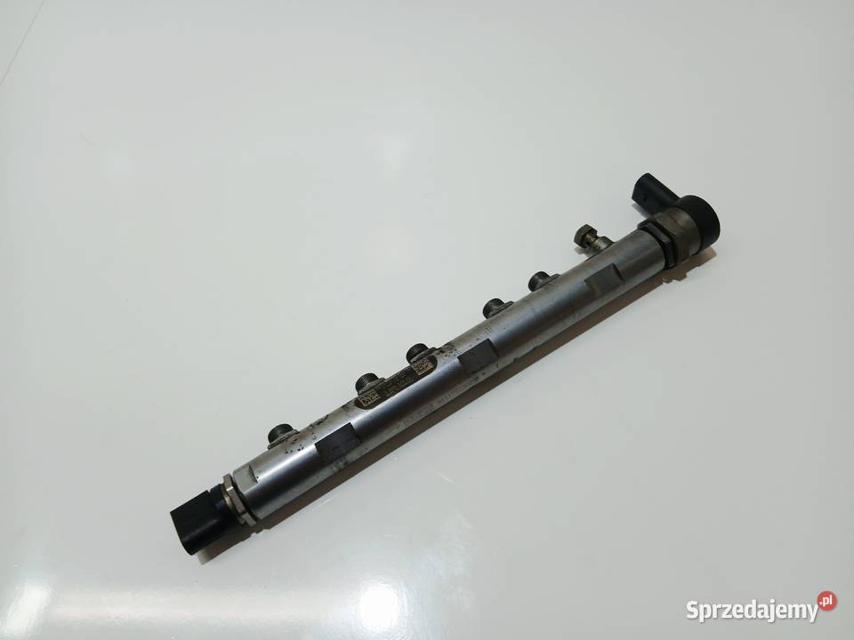BMW E60 LCI LISTWA WTRYSKOWA 20D 7809129 Strzyżewice sprzedam