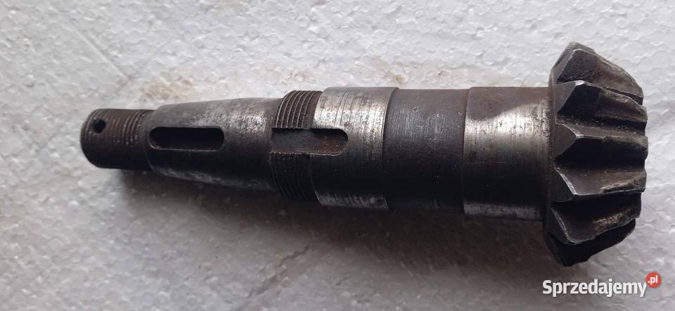 Wałek atakujący do przystawki kątowej Jasieniec