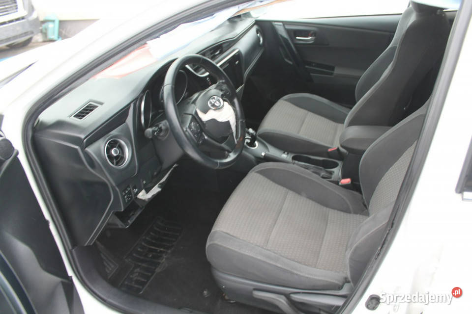 Toyota Auris II 2012