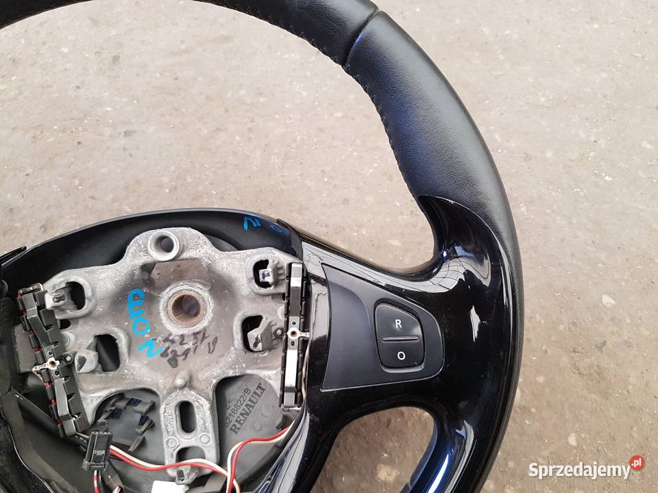RENAULT CLIO IV CAPTUR KIEROWNICA MULTI Turek