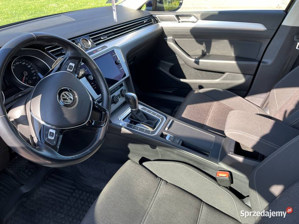 Volkswagen Passat B8 Sedan 20 TDI automatyczna zachodniopomorskie