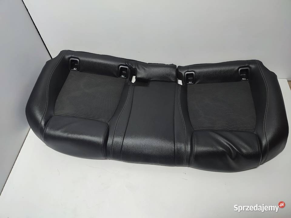 Kanapa tylna panele drzwi Mercedes w177 Zduny