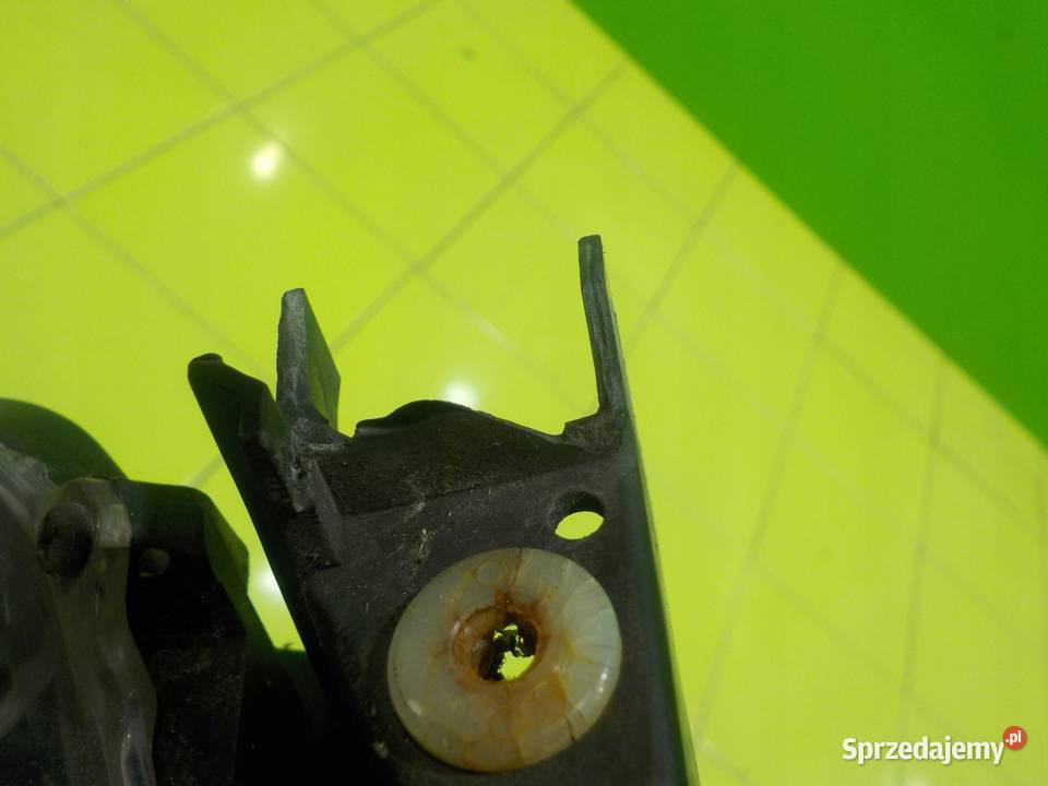 PEUGEOT 4007 22 HDI 08r 5D XENON lampa lewa Suków