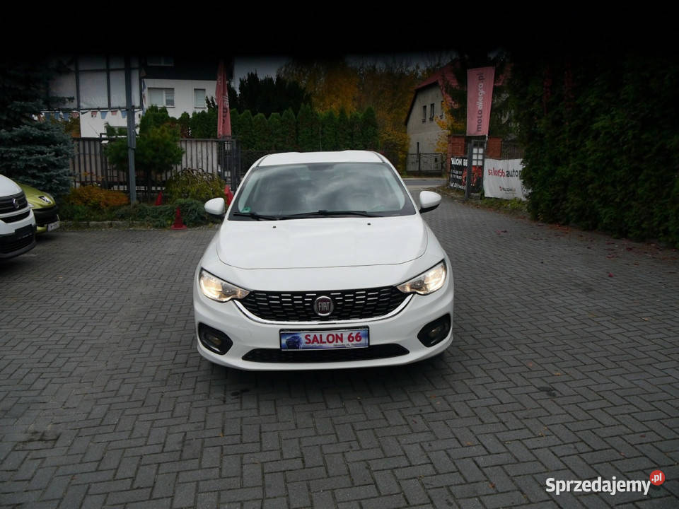Fiat Tipo 14 zwykła benz 90 Stan b bezwypadkowy Częstochowa