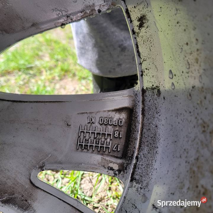 Felga aluminiowa oryginalne Opel INSYGNIA 5X 120 Średnica 18" Samochodowe Kielce sprzedam