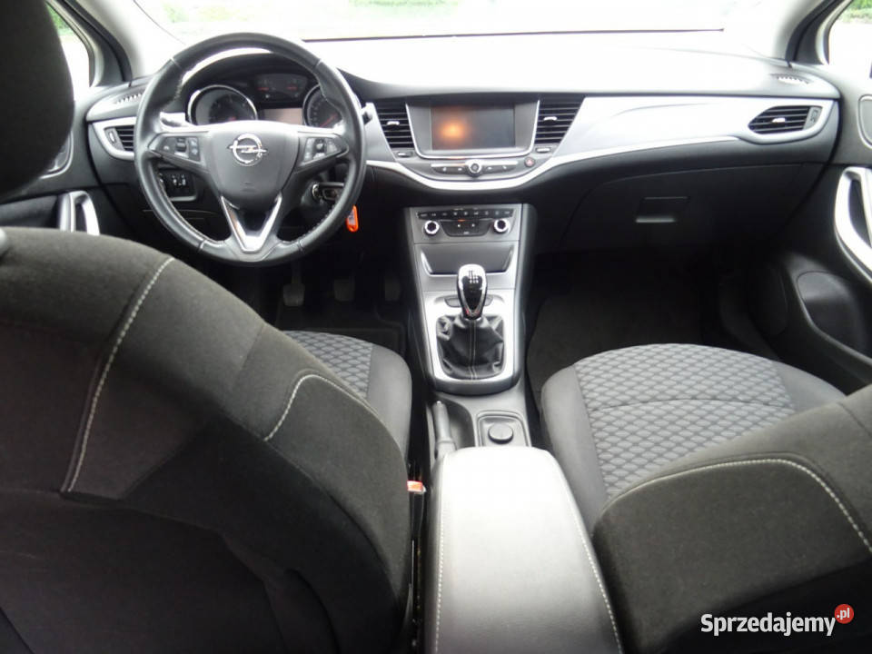 Opel Astra Astra Sports Tourer 16 CDTI wyjątkowo światła LED łódzkie Łódź