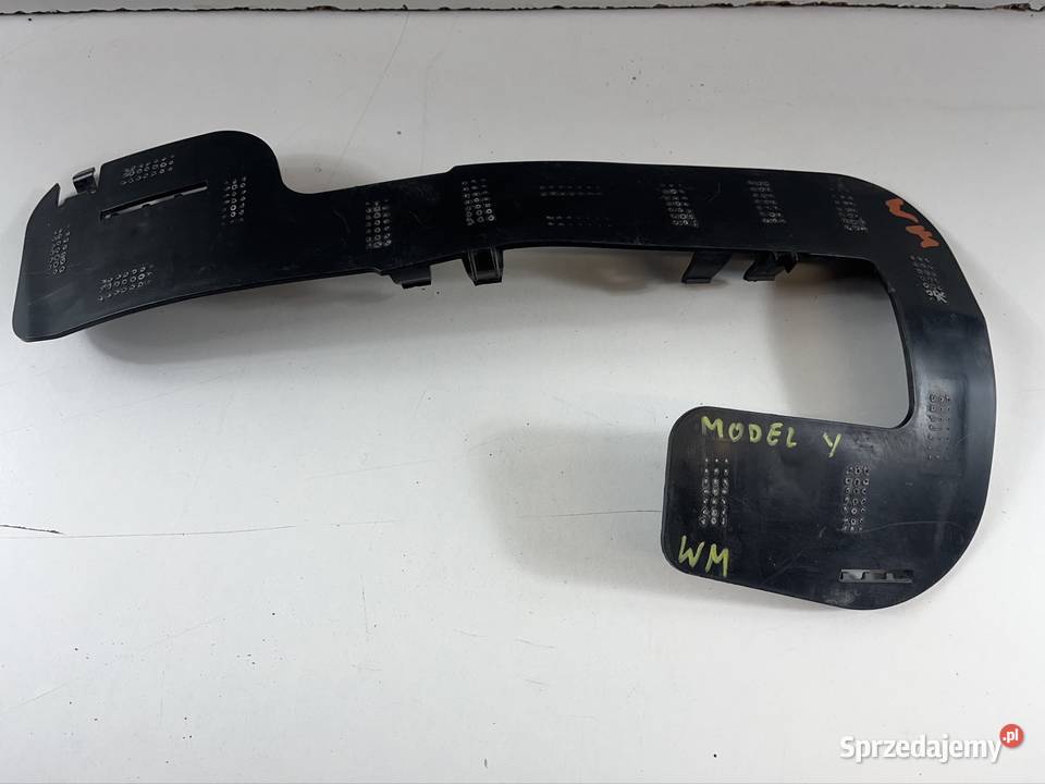 TESLA Y PRAWA RAMKA MOCOWANIE HALOGENU Pozostałe Międzychód sprzedam