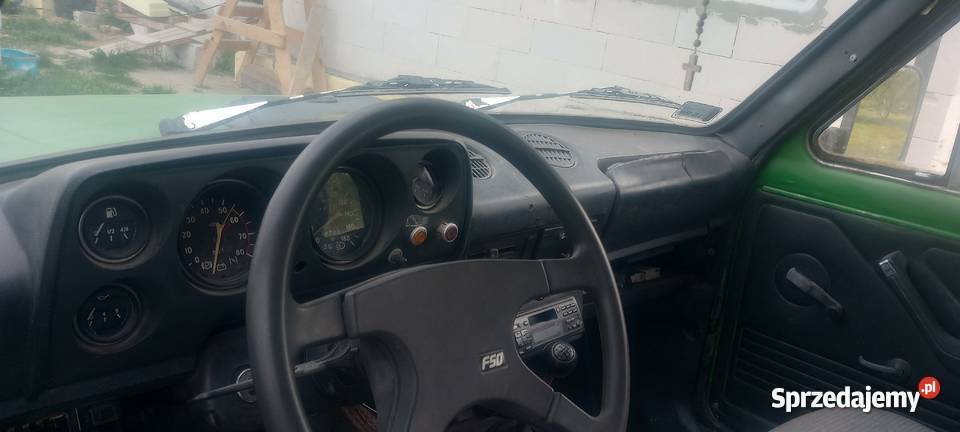 LADA NIVA 4x4 16 LPG ważne opłaty Józefów