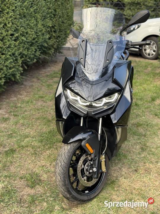 MW C 400 GT rocznik 2021 niski przebieg stan czarny