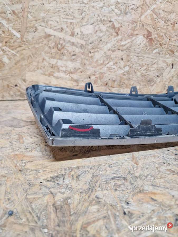 Toyota avensis T25 Grill atrapa chłodnicy 6T1 Złotoryja