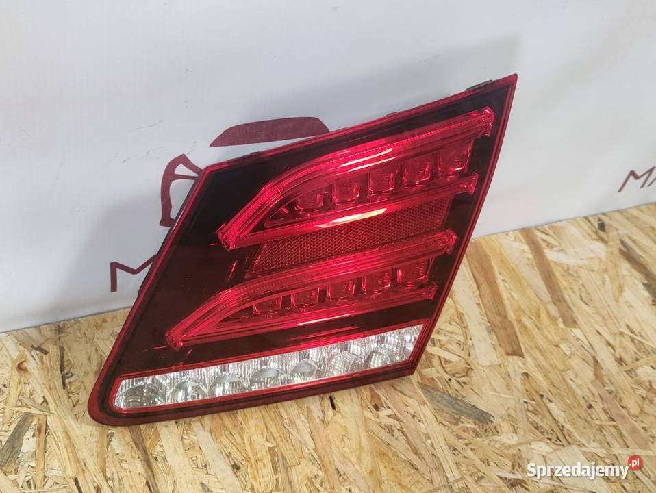 Lampa Klapy Bagażnika Prawa Mercedes W212 Kombi Pleszew