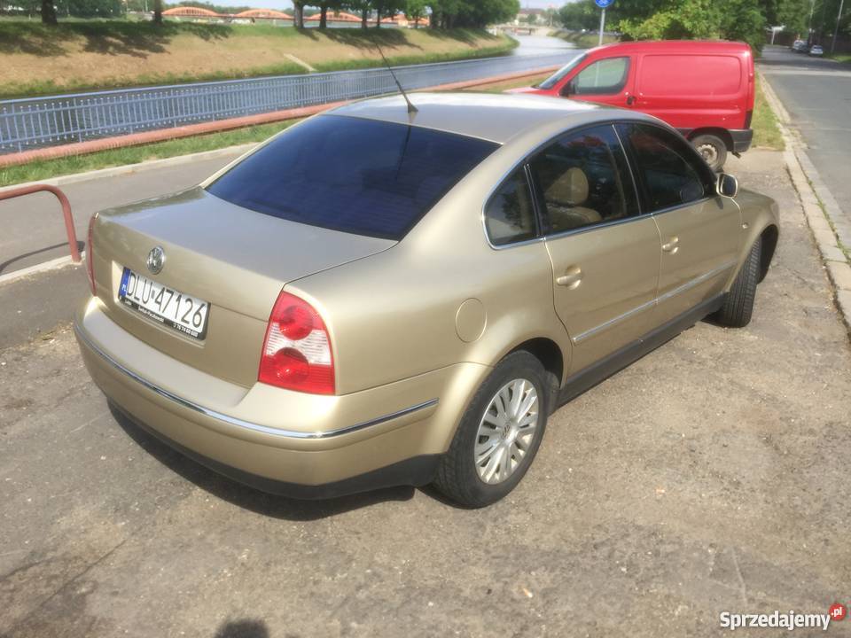 Volkswagen Passat B5 FL Highline Sedan 19 TDI manualna Passat Wrocław