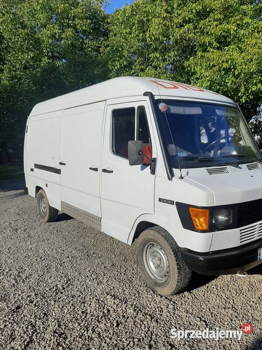 SPRZEDAM MercedesBenz Kaczka 310D 100KM Sandomierz
