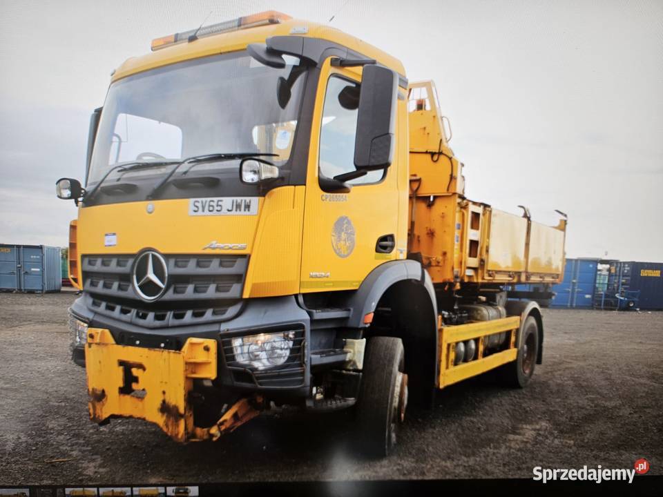 MercedesBenz AROCS 1824 4x4 Specjalny Piaskarka Pługi (piaskarki) Ropczyce