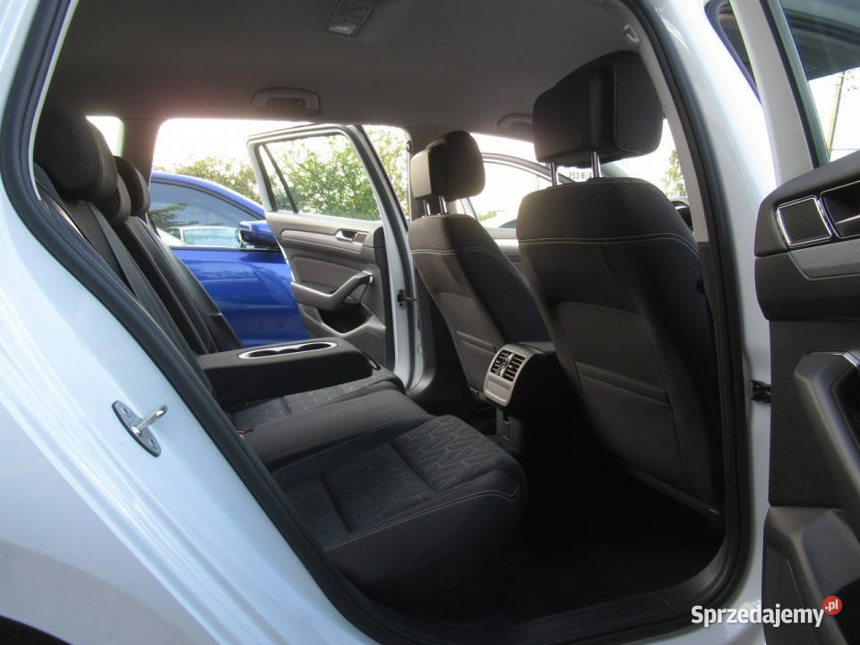 Volkswagen Passat BEZWYPADKOWY Kamera AppConnect aluminiowe felgi mazowieckie
