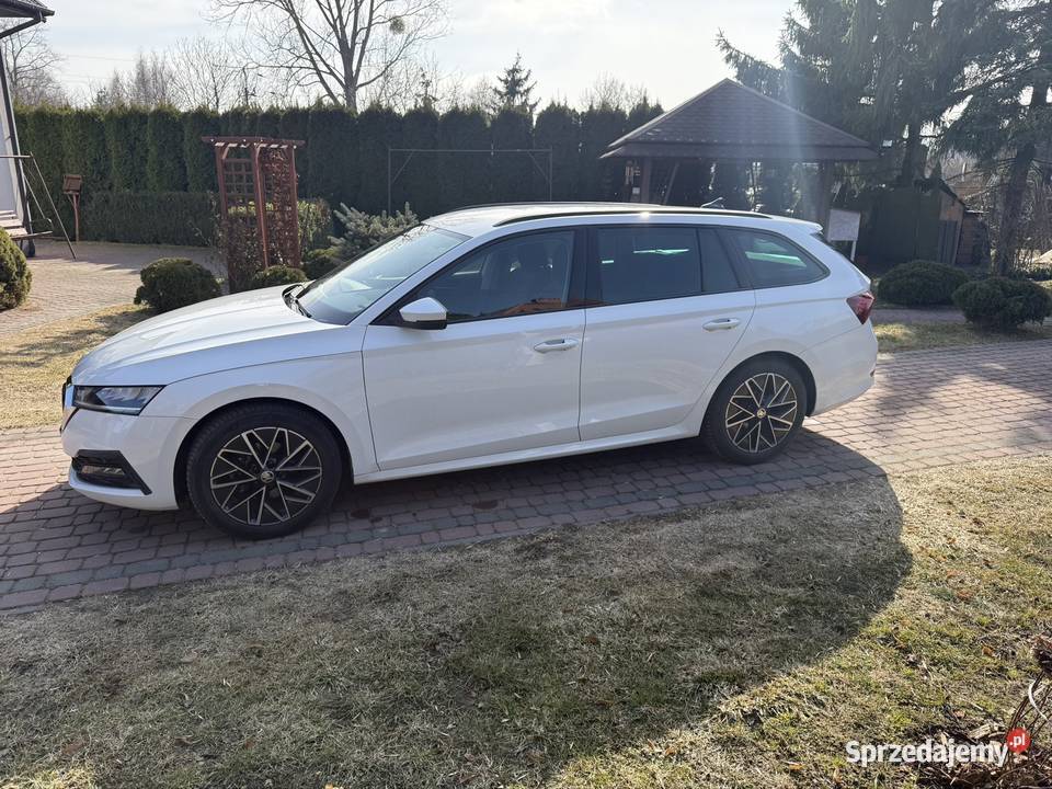 Skoda Octavia 15 tsi prywatna Rok produkcji 2020 mazowieckie Płock