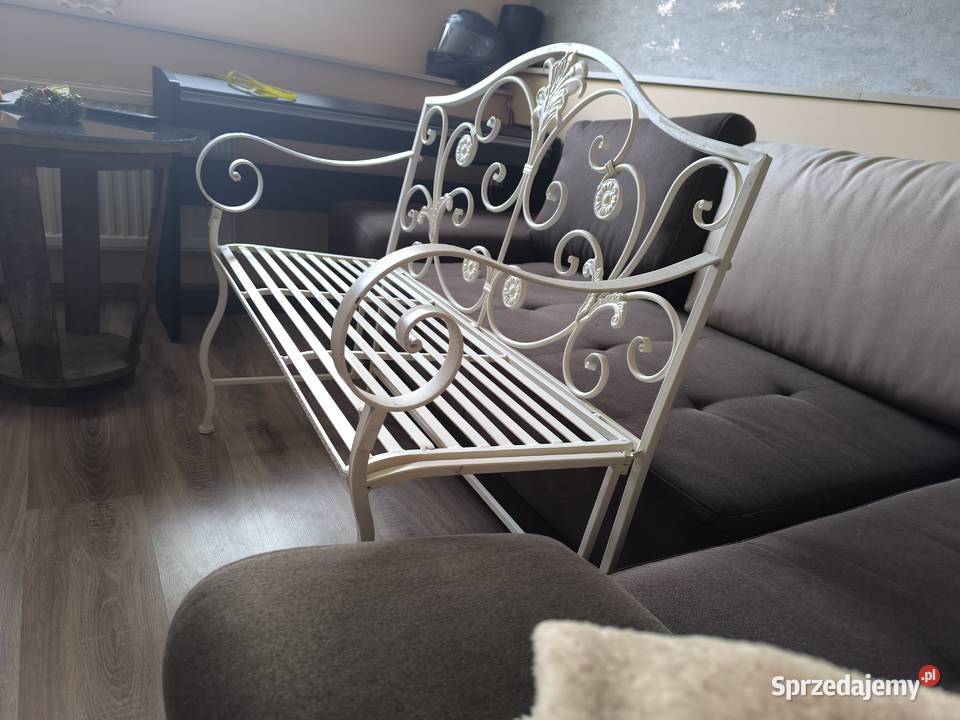 Ławka metalowa styl retro do pokoju tarasu Kępno