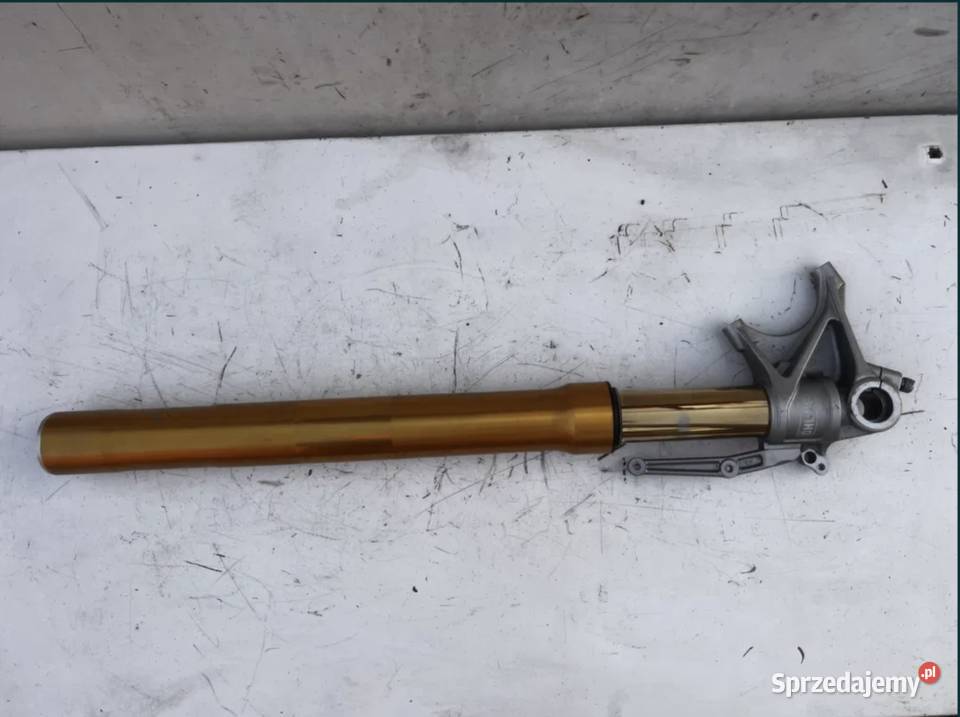 Laga prawa Ducati SuperSport 950 S 2021