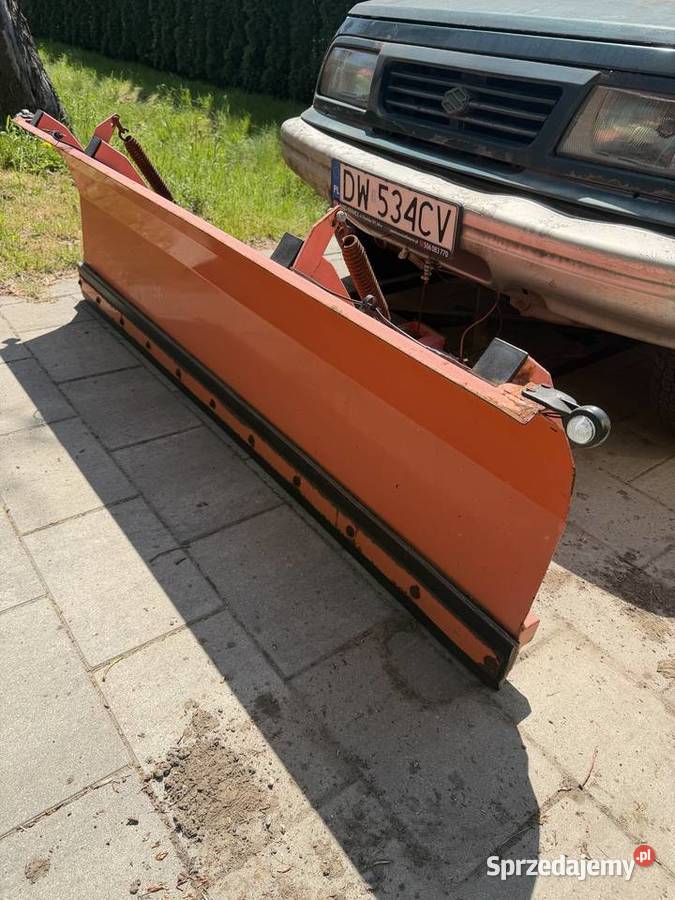 Suzuki vitara z pługiem Wrocław