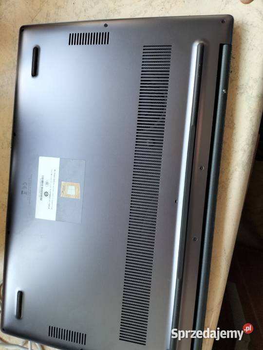 Laptop Huawei mate B3 520 nowy