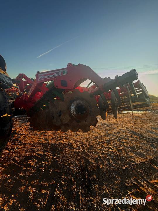 Brona talerzowa Unia Ares TXL 45 m 2012 nieuszkodzony Sadowie