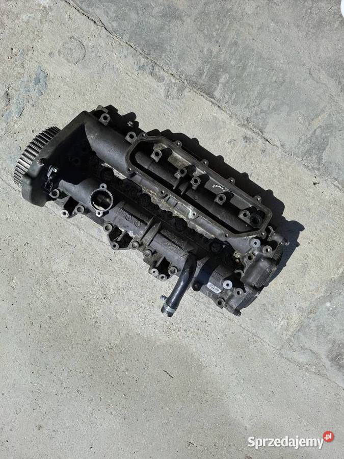 Pokrywa zaworów z wałkami rozrządu Iveco 23 16V Rawicz