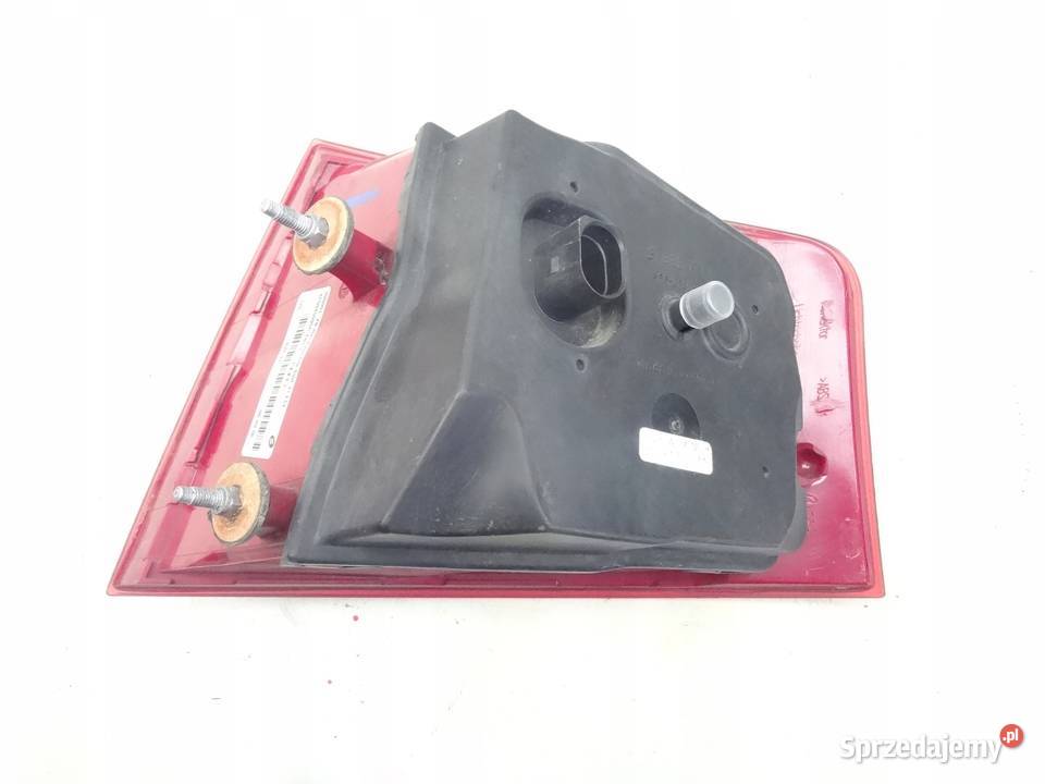 4E0945095C AUDI A8 D3 0307 KIERUNKOWSKAZ MIGACZ Przemęt