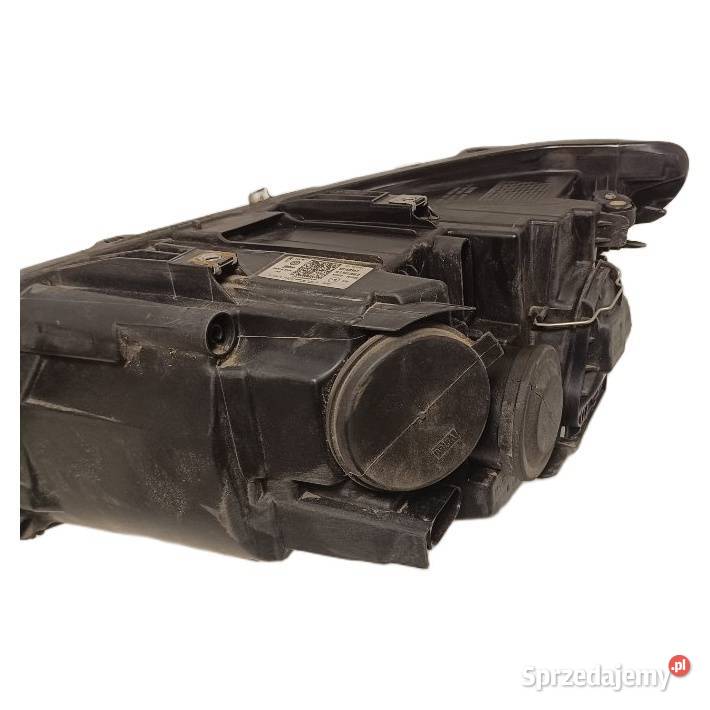 Lampa przednia prawa Volkswagen Transporter T61 wielkopolskie