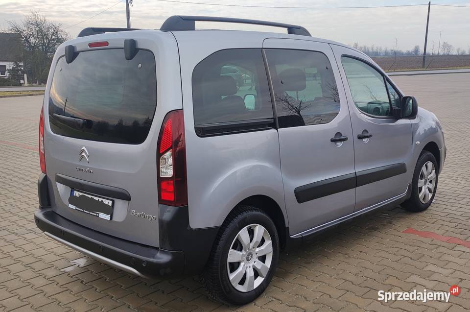 SalonPolska 16HDI 120 125 6biegówNaviKamera światła LED wielkopolskie Pleszew