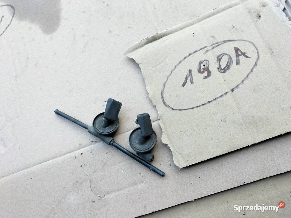 AUDI 80B4 80 B4 DYSZE SPRYSKIWACZE MASKI Kamień-Kolonia