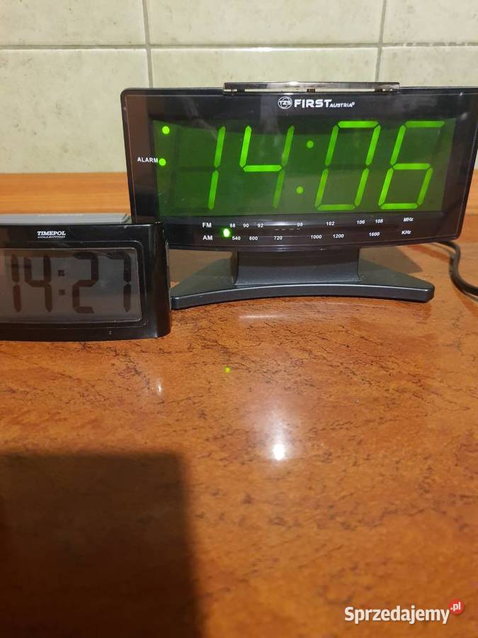 Zegar z radiem FIRST i drugi TIMEPOLL sprawne