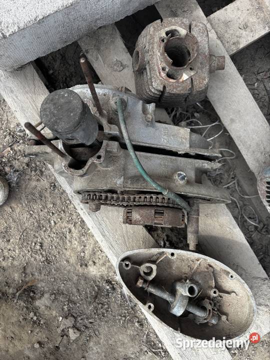 Wsk 125 w częściach