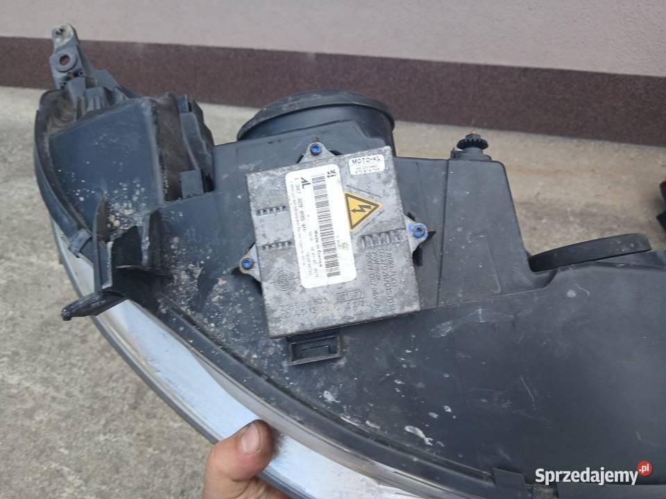 Lampa lewa przód Peugeot 407 Xenon EU 0301213273 Radłów