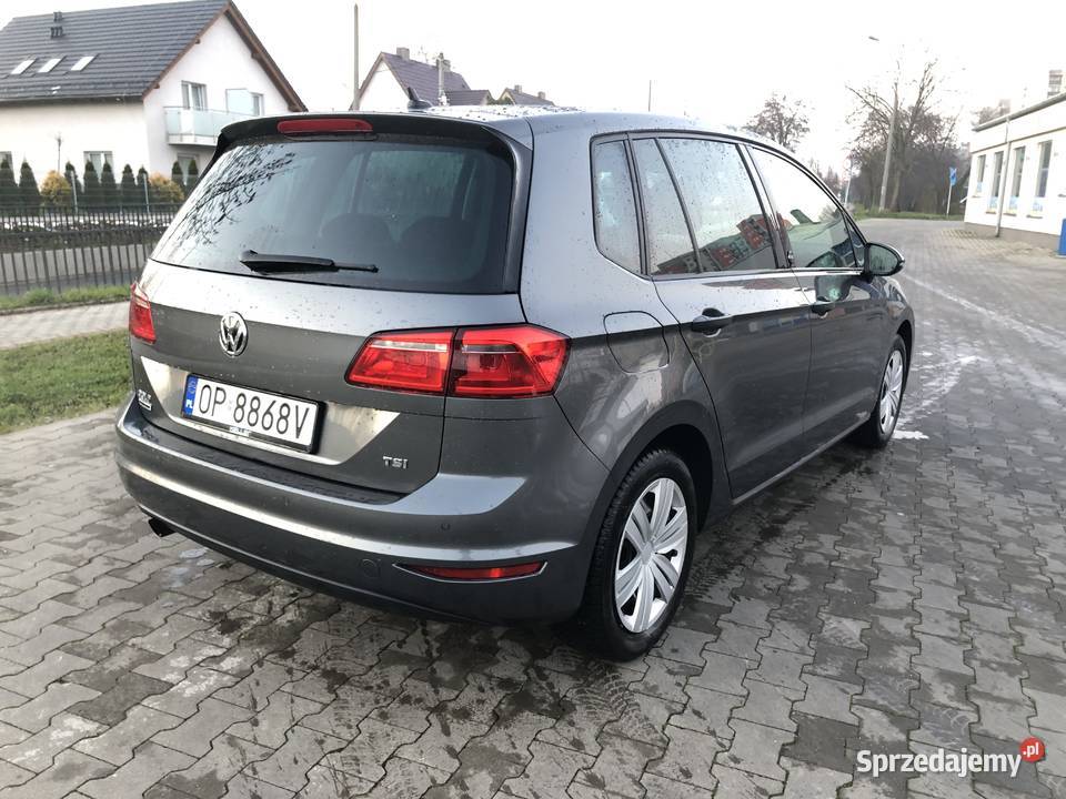 VW GOLF 7 SPORTSVAN 2017 NA PASKU ROZRZĄDU 12 sprzedam