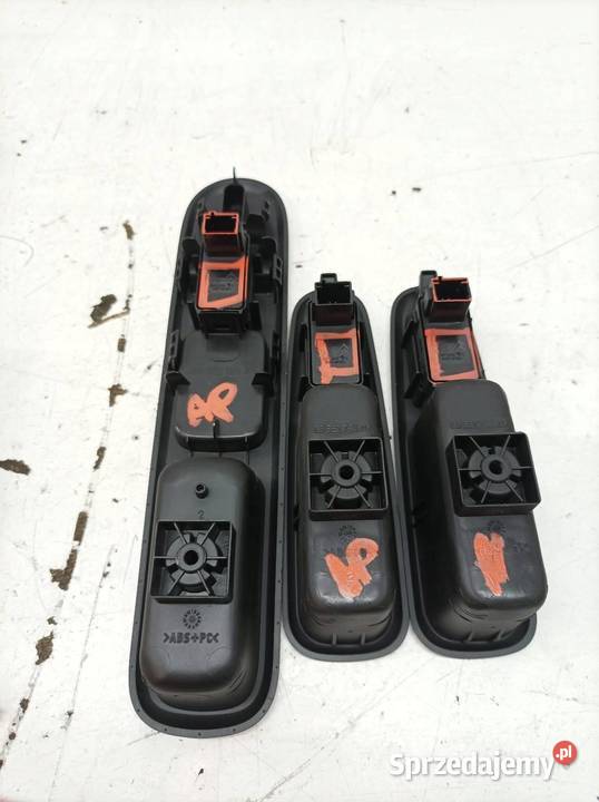 PRZEŁĄCZNIK SZYB PRAWY PRZÓD TYŁ KPL Peugeot świętokrzyskie