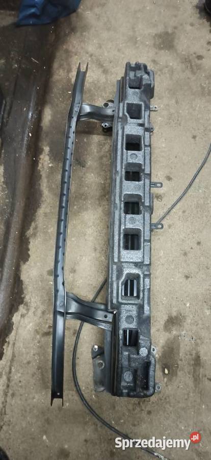 Pas przedni passat b6 Miłowice