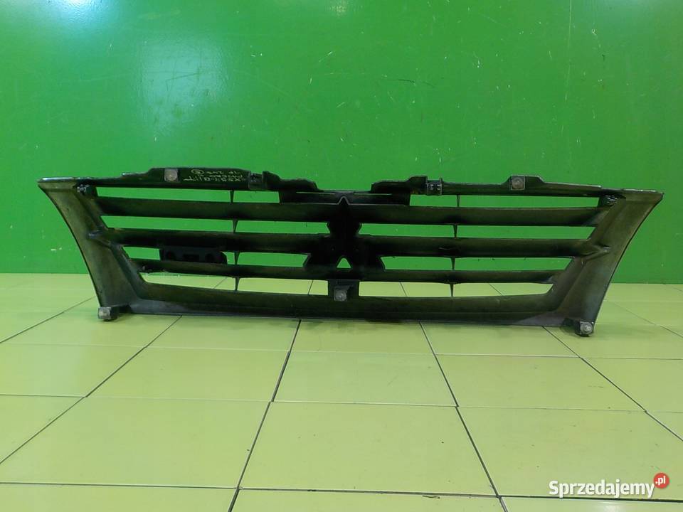 MITSUBISHI PAJERO III 35 D 00r 5D atrapa grill osobowe mazowieckie Suków sprzedam