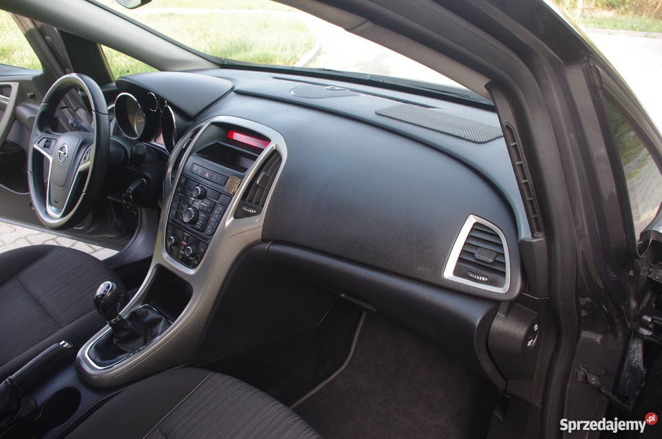 Opel Astra J 2011 14 101 przebieg 59700 komputer pokładowy Ostrów Wielkopolski sprzedam