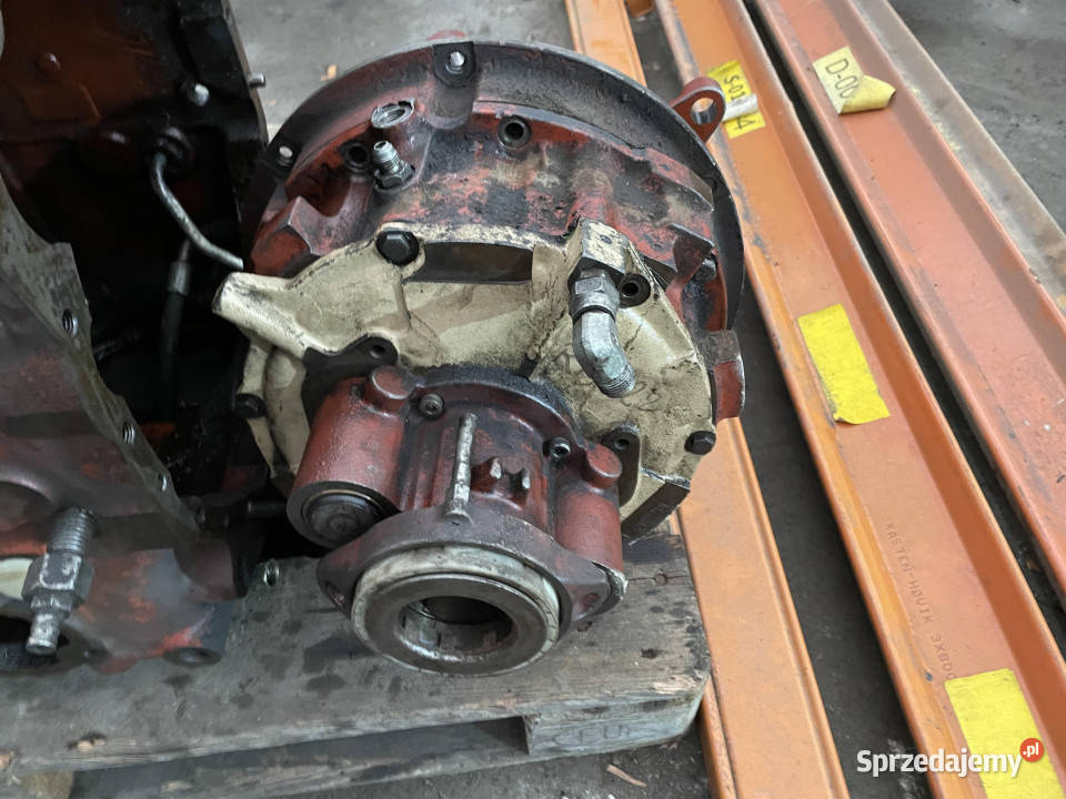 Massey Fergusson 3690 skrzynia biegów częśći Jastrzębniki