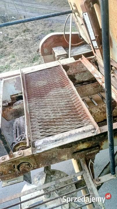 Rozsiewacz wapna nawozu Fortschritt d 0 35 nie Chlewice