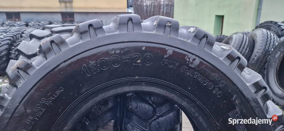 110020 1100r20 100020 Camso 16PR 80 bieżnik nieuszkodzony Nowe Miasto Lubawskie
